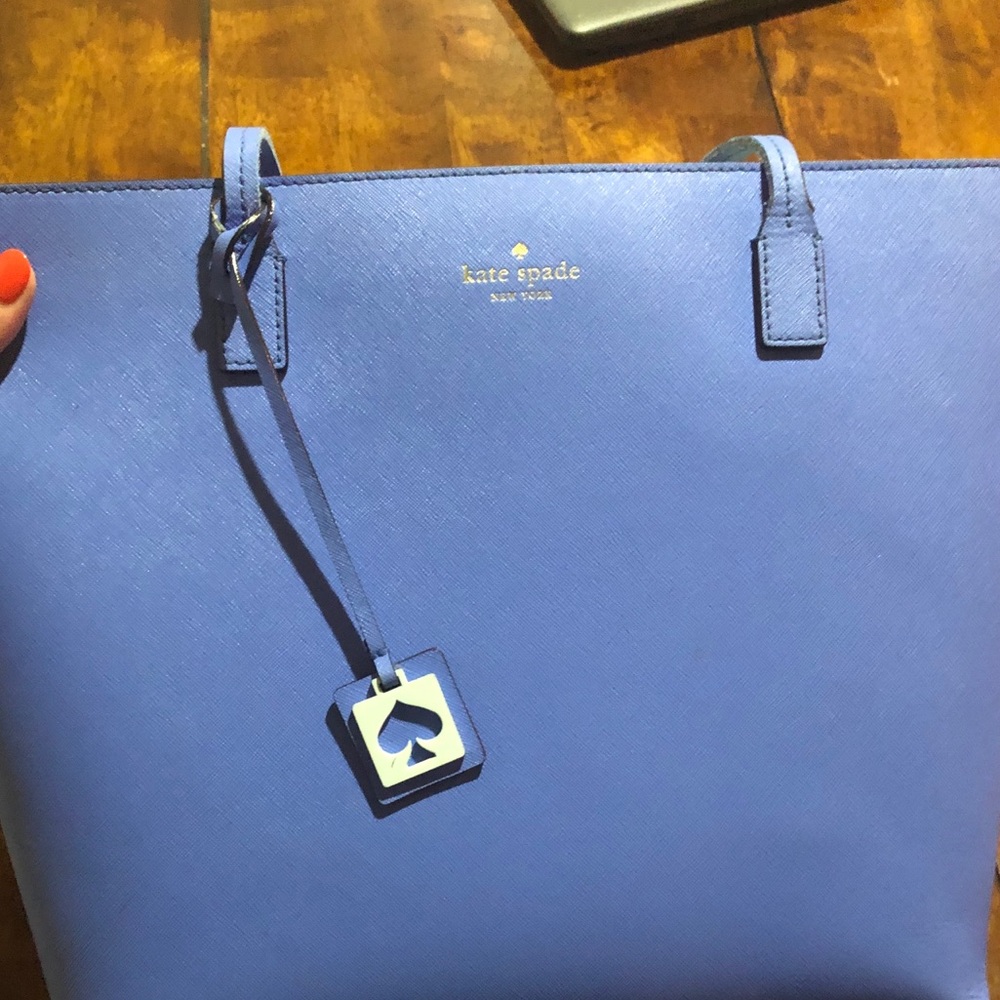 Tote - Picture 2 of 3